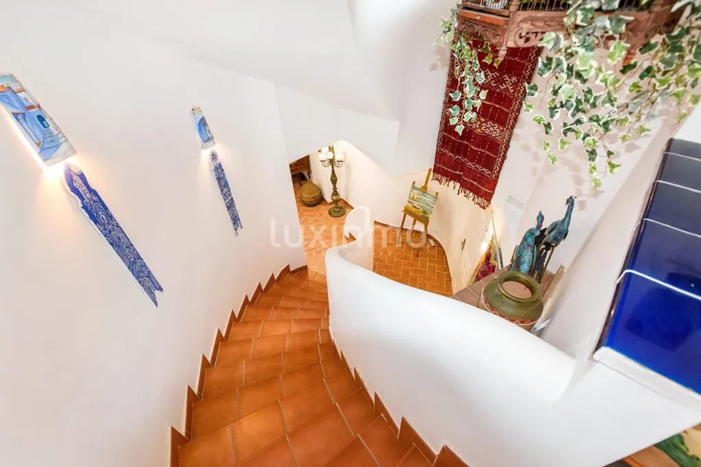 Pièces - Detached House with Sea Views in El Campello