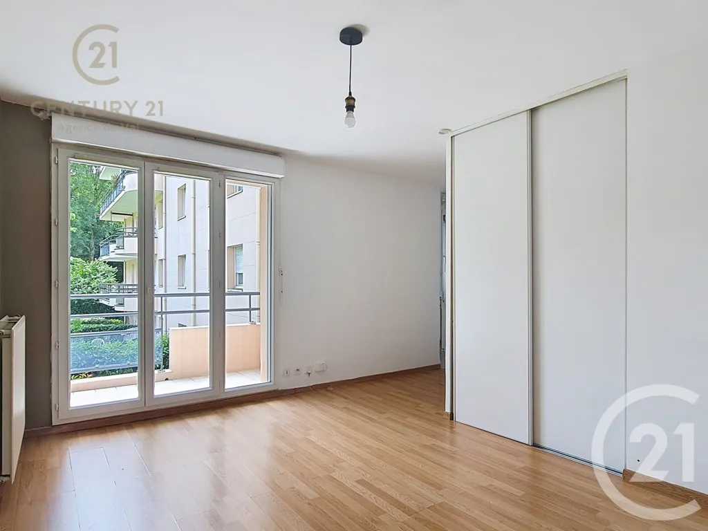 Chambres - Studio avec Balcon à Torcy
