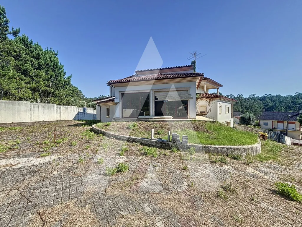 Exterior - Isolated House with Indoor Pool in Pombal
