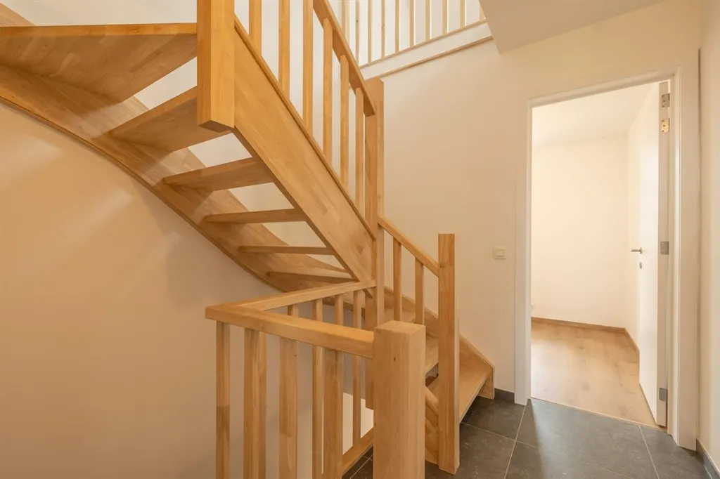 Rooms - New Build with Garden in Central Location
