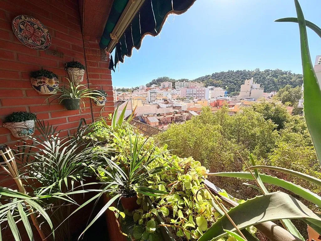 Rõdu - Corner Flat with Panoramic Views in Málaga Centre