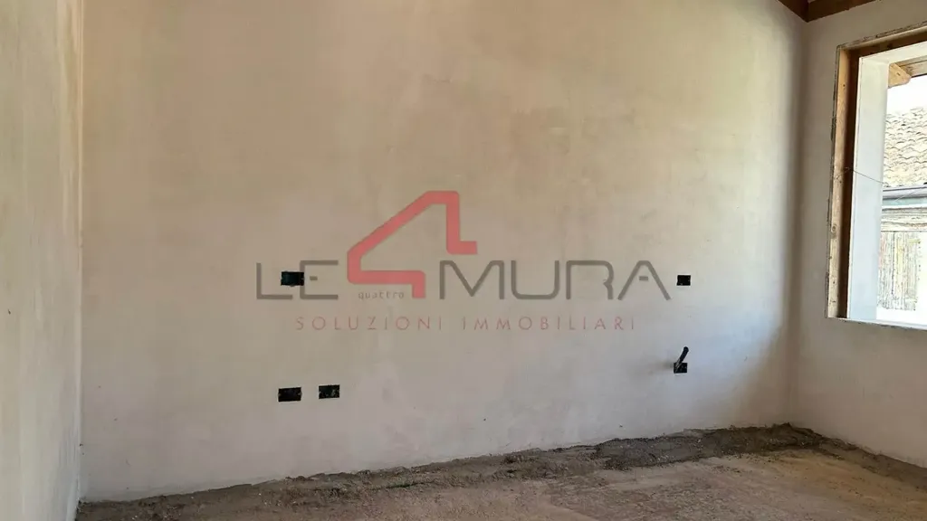 Pièces - Independent House to Personalise in Nogara