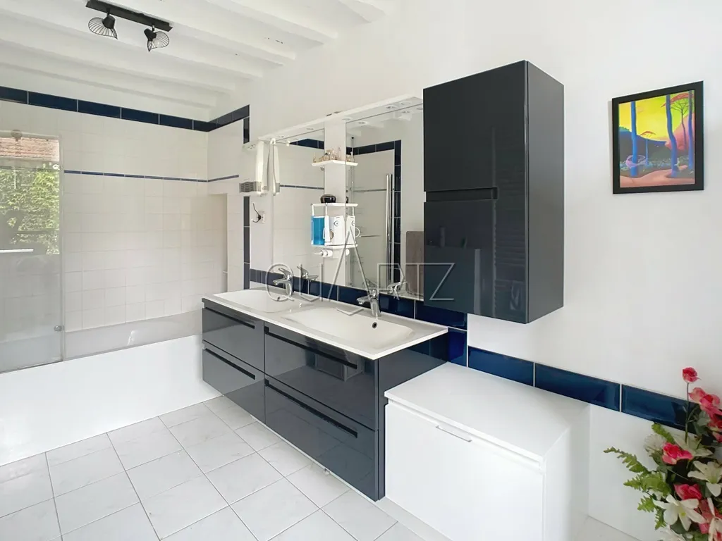 Salles de bain - Maison Charmante avec Terrasse à Bouconvillers