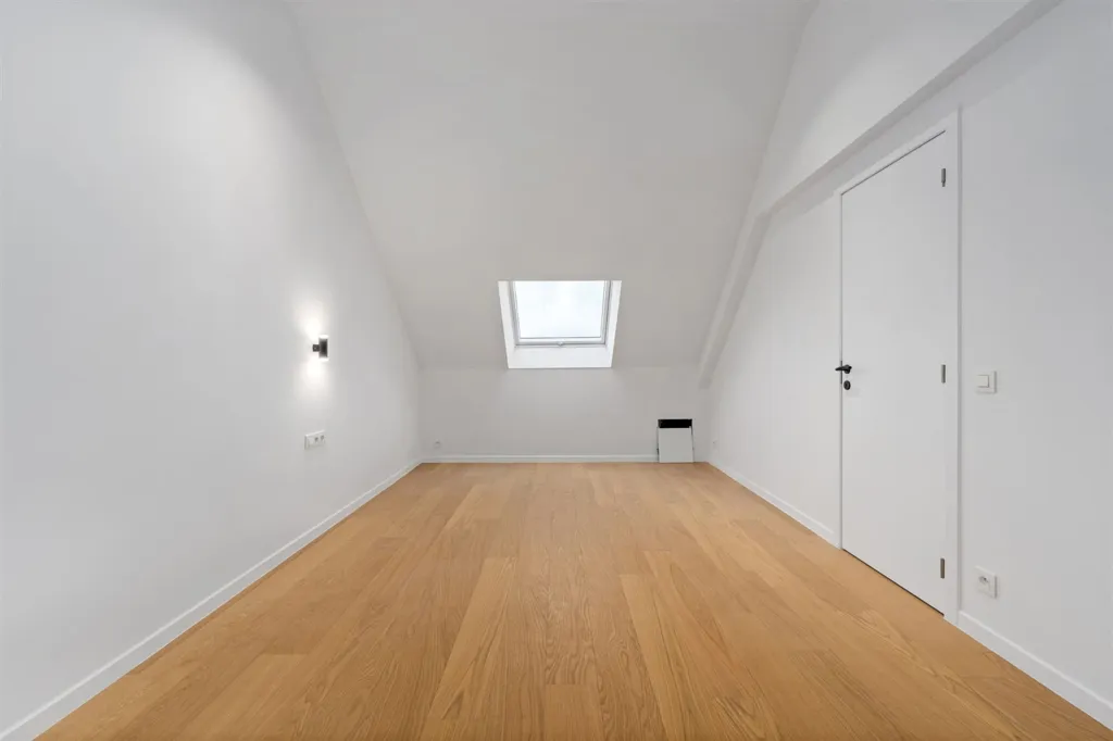 Pièces - Appartement Duplex avec Terrasse à Oostrozebeke