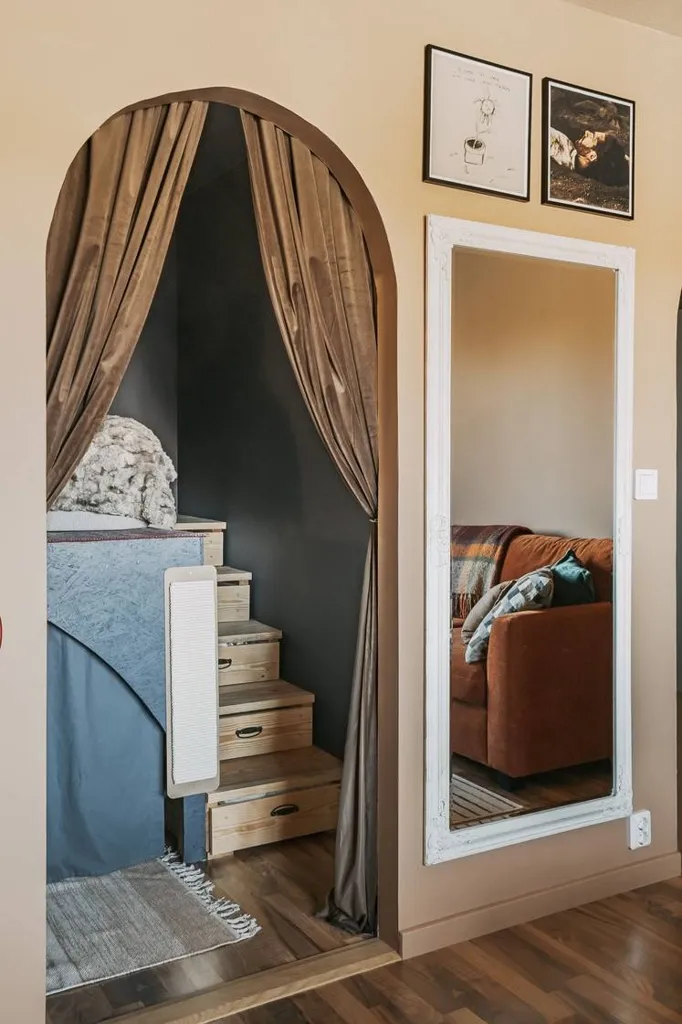 Hallway - Spacious 1-Bedroom Flat with Balcony in Lidköping