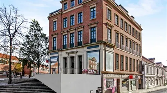 Esterno - Corner Commercial Space with High Exposure in Kolding