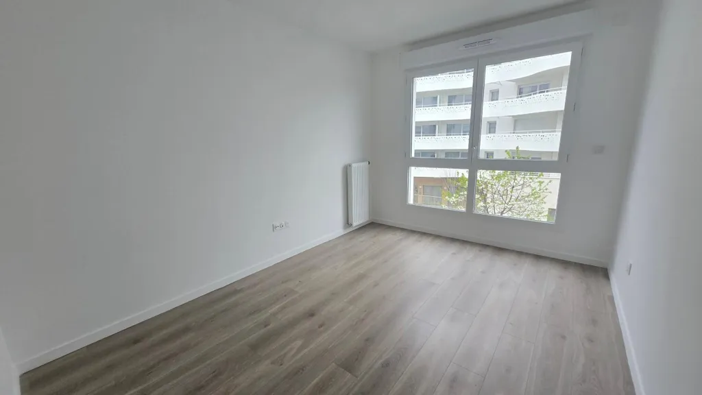 Pièces - Appartement T5 avec Terrasse à Bezons