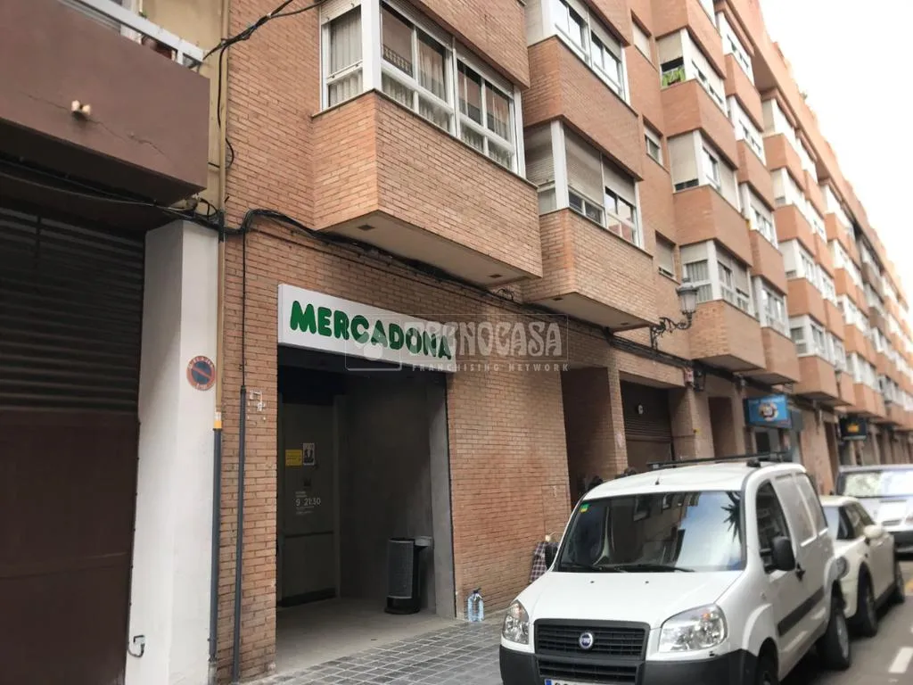 Extérieur - Apartment with Balcony in Aiora