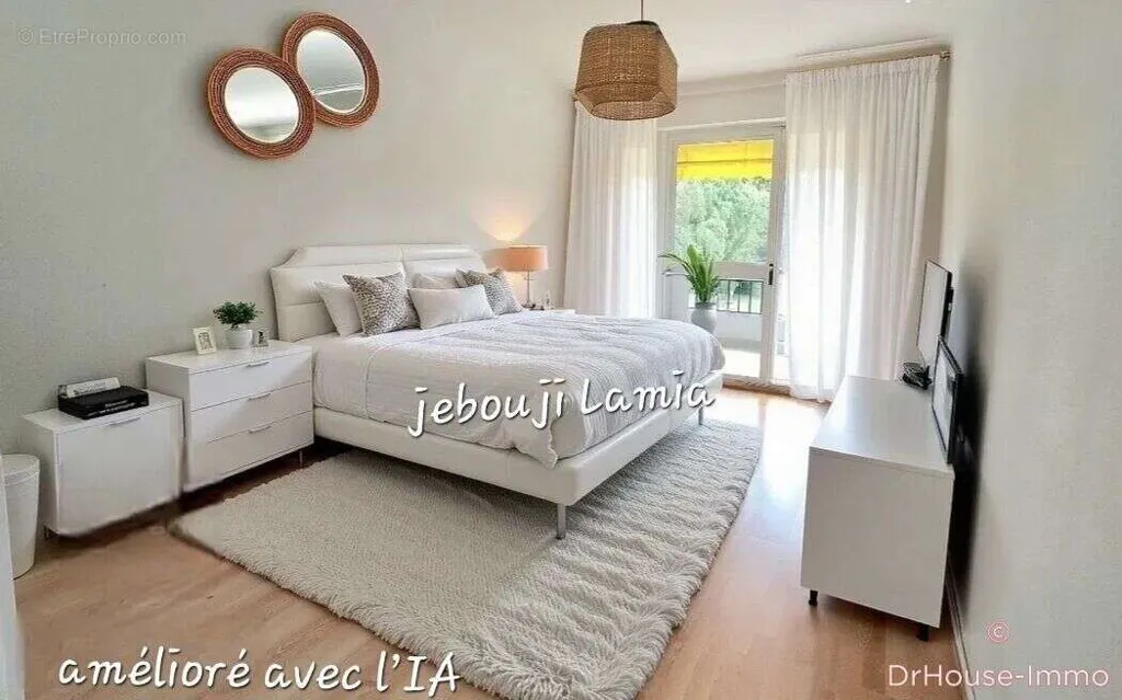 Chambres - Appartement Rénové avec Balcon à Pessac Centre
