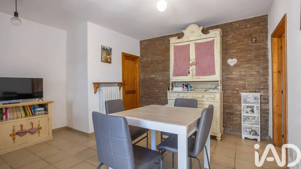 Salle à manger - Rustic Villa with Panoramic Views in Massignano