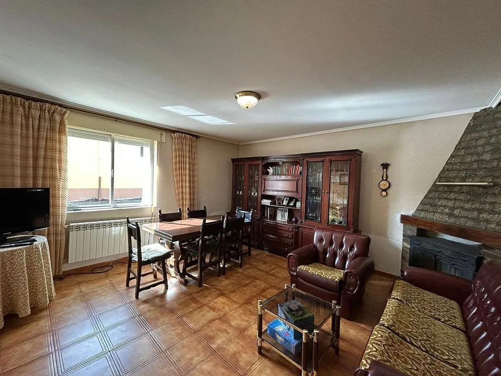 Living Room - Chalet with Garden in Valdepolo