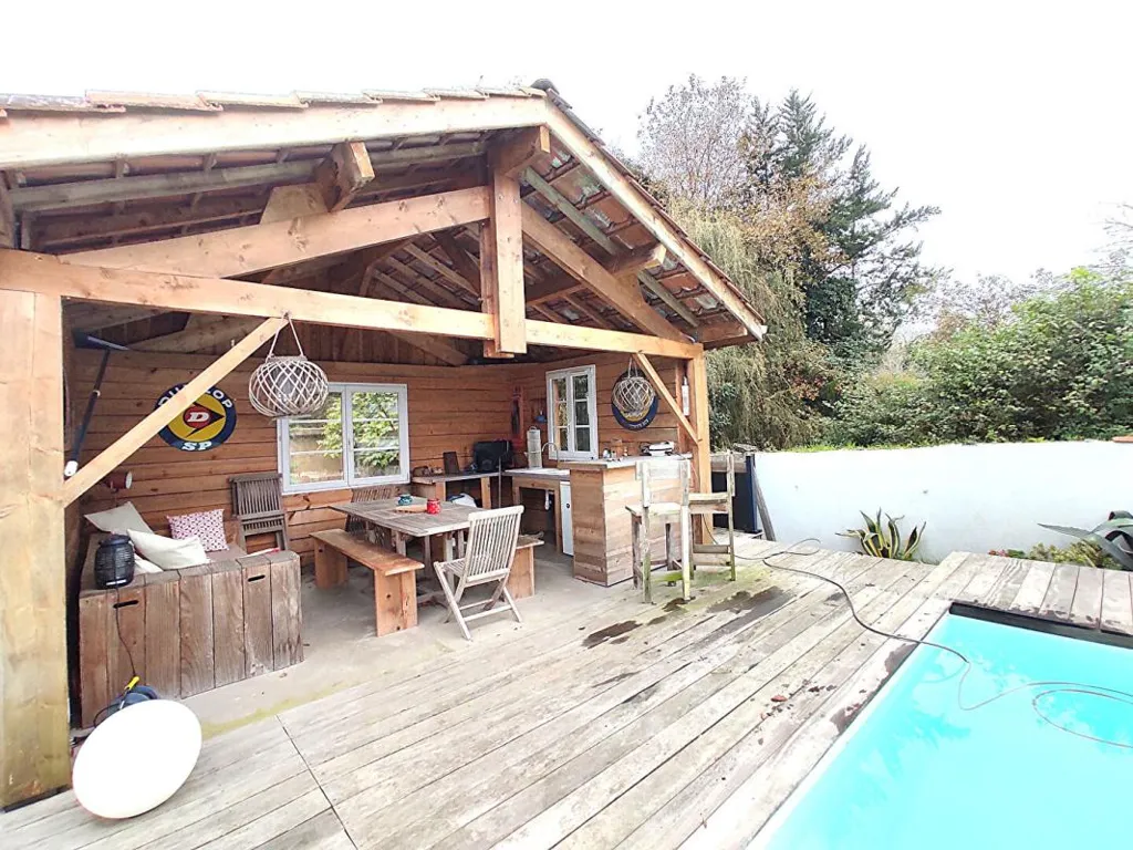 pool_area