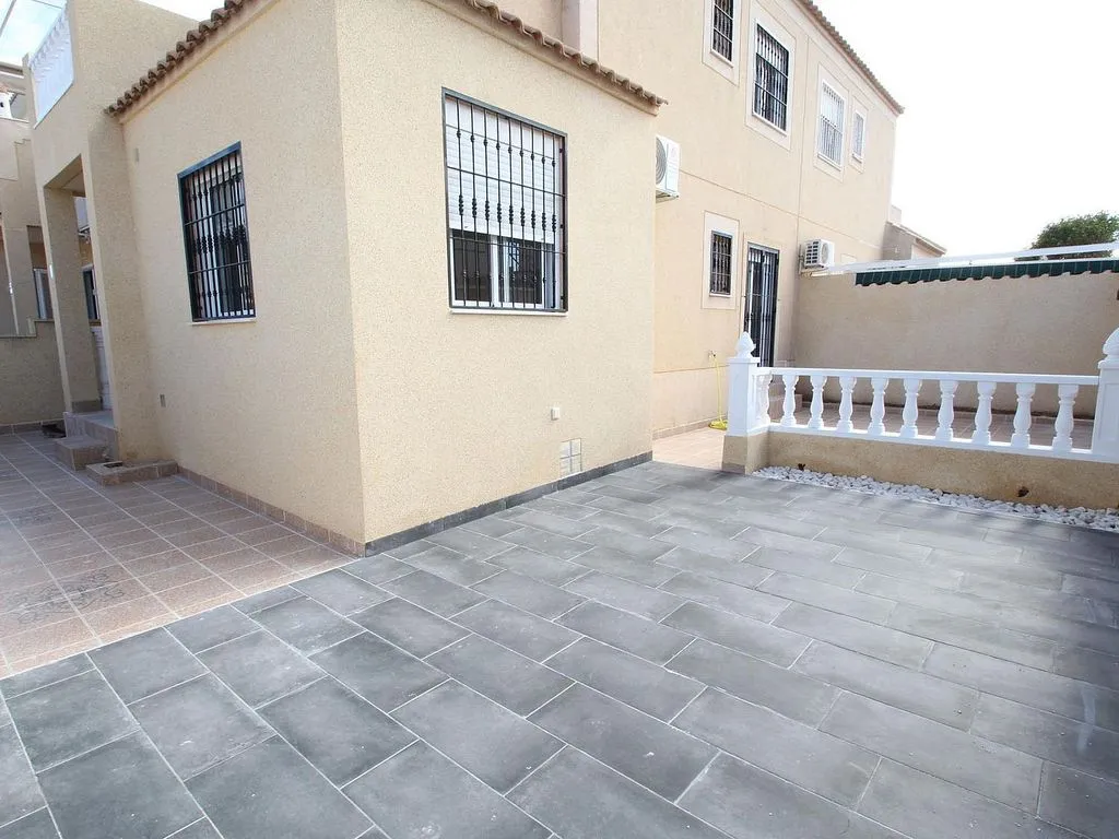 Terrass - Chalet with Pool and Terrace in Torrevieja