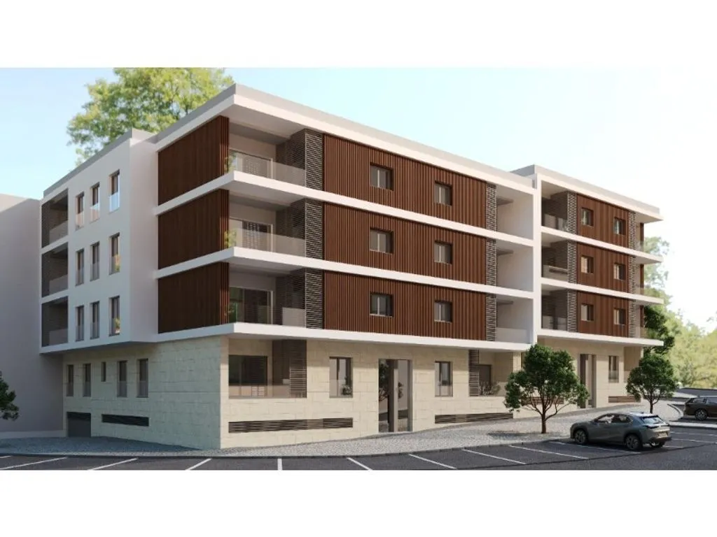 Luxury Flat with Private Terrace in Setúbal