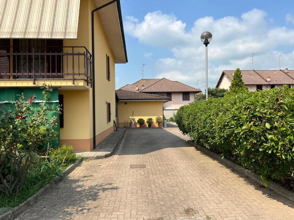 Exterior - Independent Villa with Garden in Mortara