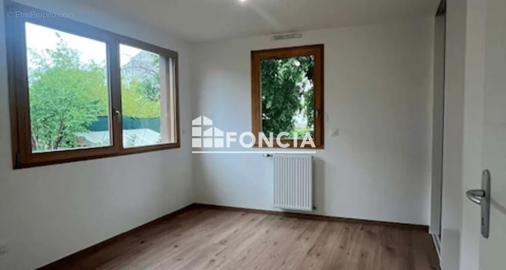 Pièces - Appartement T3 avec Jardin Privatif à Lyon 8ᵉ