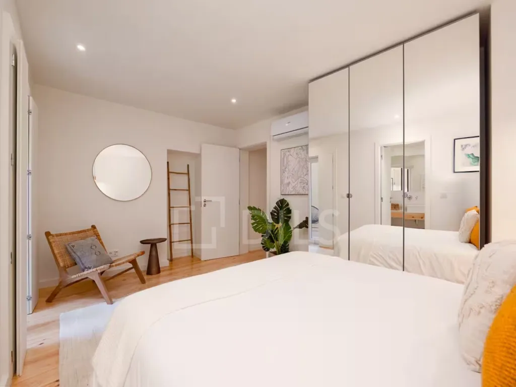 Chambres - Remodelled T1 Apartment with Terrace in Lisbon