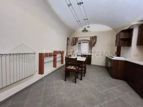 Cuisine - Rustic Apartment with Terrace in San Biagio