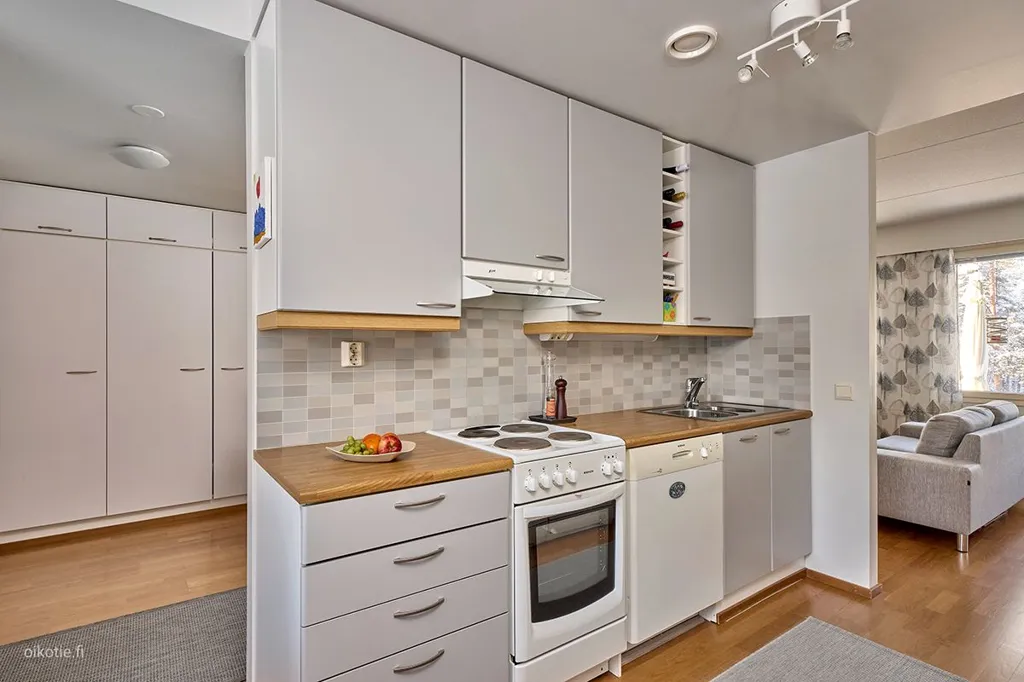Köök - Two-Bedroom Apartment with Sauna in Lohja