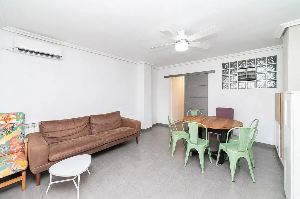 Séjour - Apartment with Pool and Terrace in Illescas