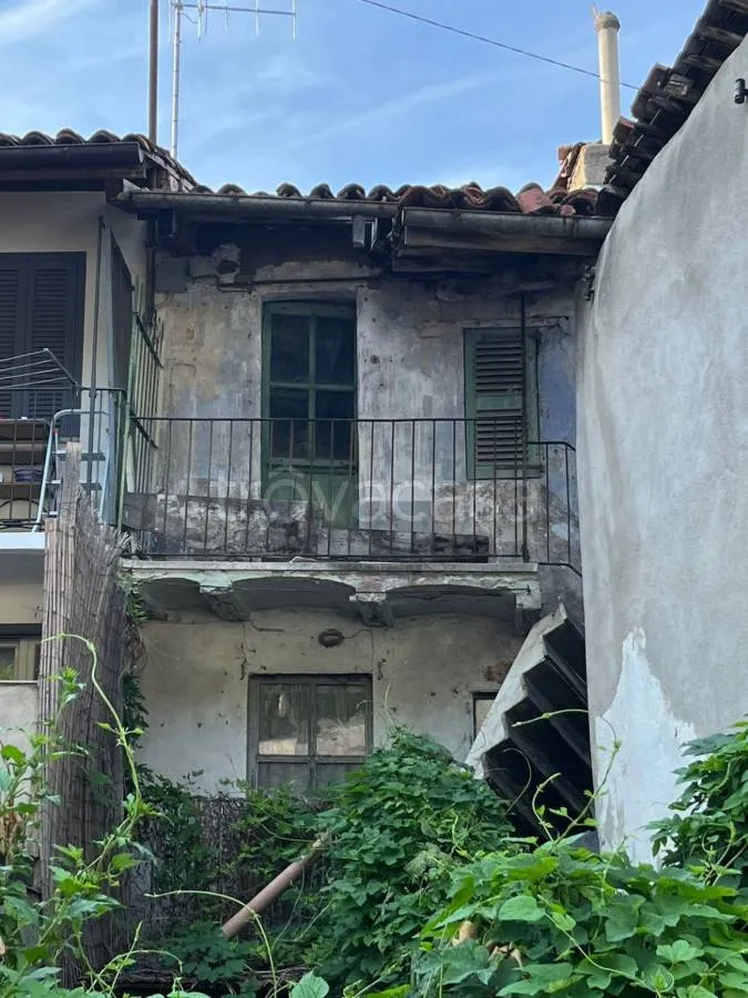 Extérieur - Rustic House for Renovation in Dogliani