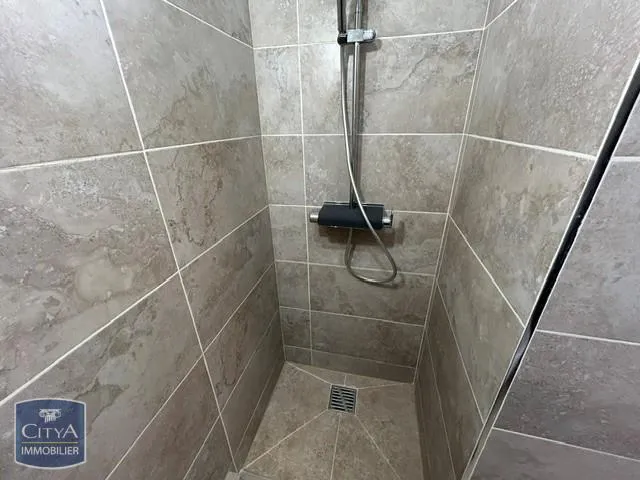 Bagni - Studio with Balcony in Les Pavillons-sous-Bois
