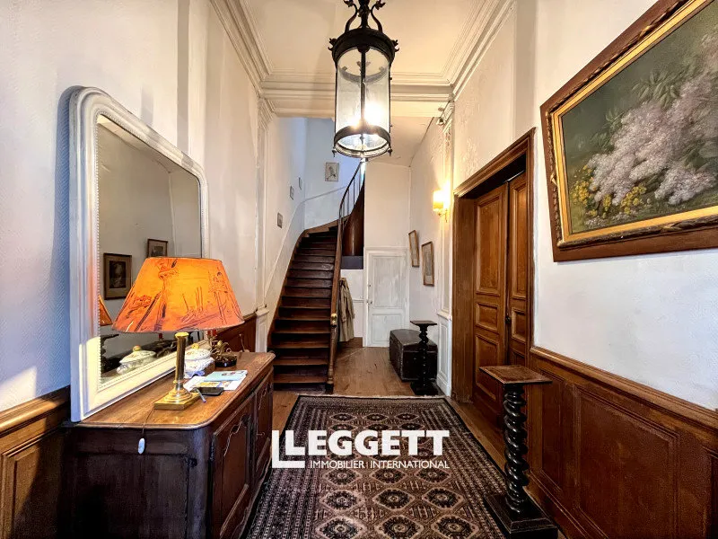 Hallway - Charming Townhouse with Garden in Cognac
