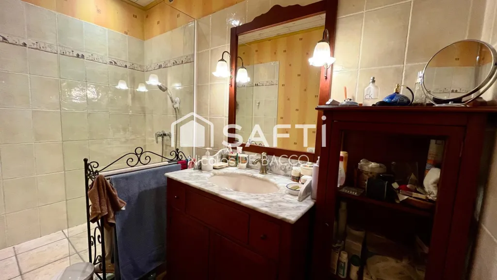 Vannitoad - Rustic Stone House with Pool in Damazan