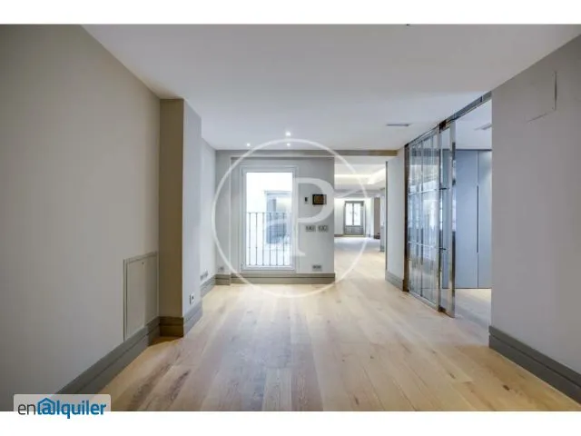 Ingresso - Apartment with Balcony in Retiro, Madrid