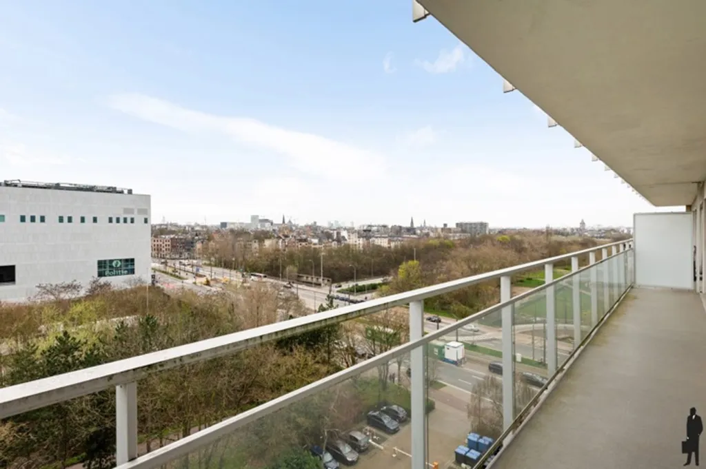 Balcon - Appartement avec terrasse au 9e étage à Anvers
