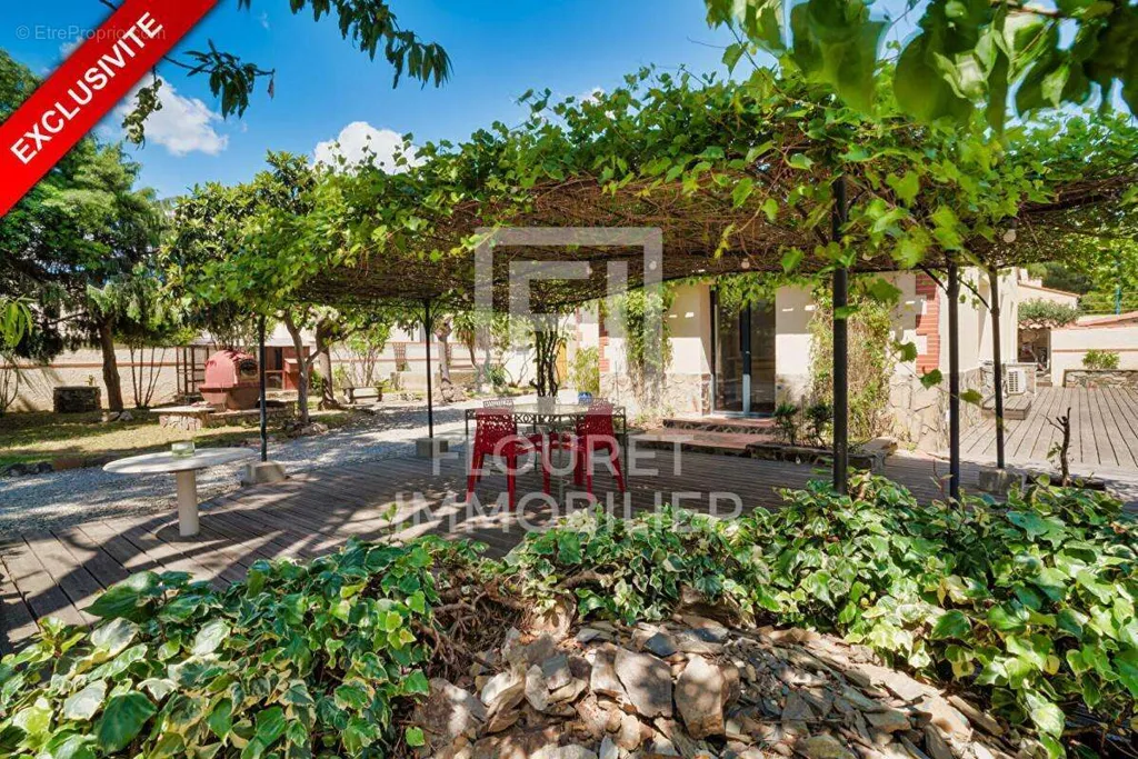 Aed - Villa with Pool and Dependences in Argelès-sur-Mer