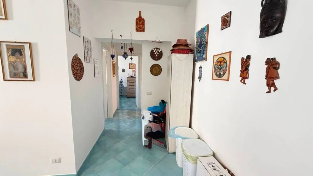 Esik - Luxury Flat with Pool in Procida