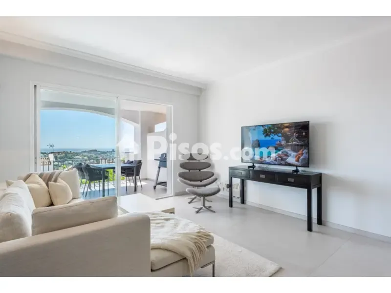 Elutuba - Scandinavian-Style Apartment with Pool in La Quinta