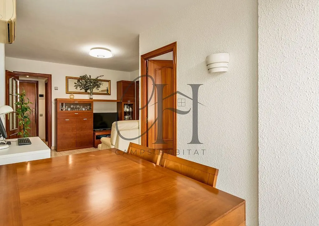 Dining Room - Apartment with Sea View in Roses, Castellbell