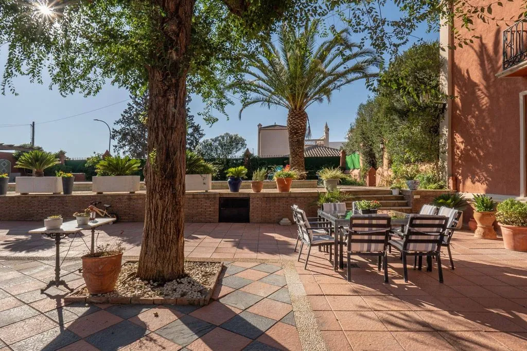 Terrace - Historic Palatial House with Pool in Ogíjares