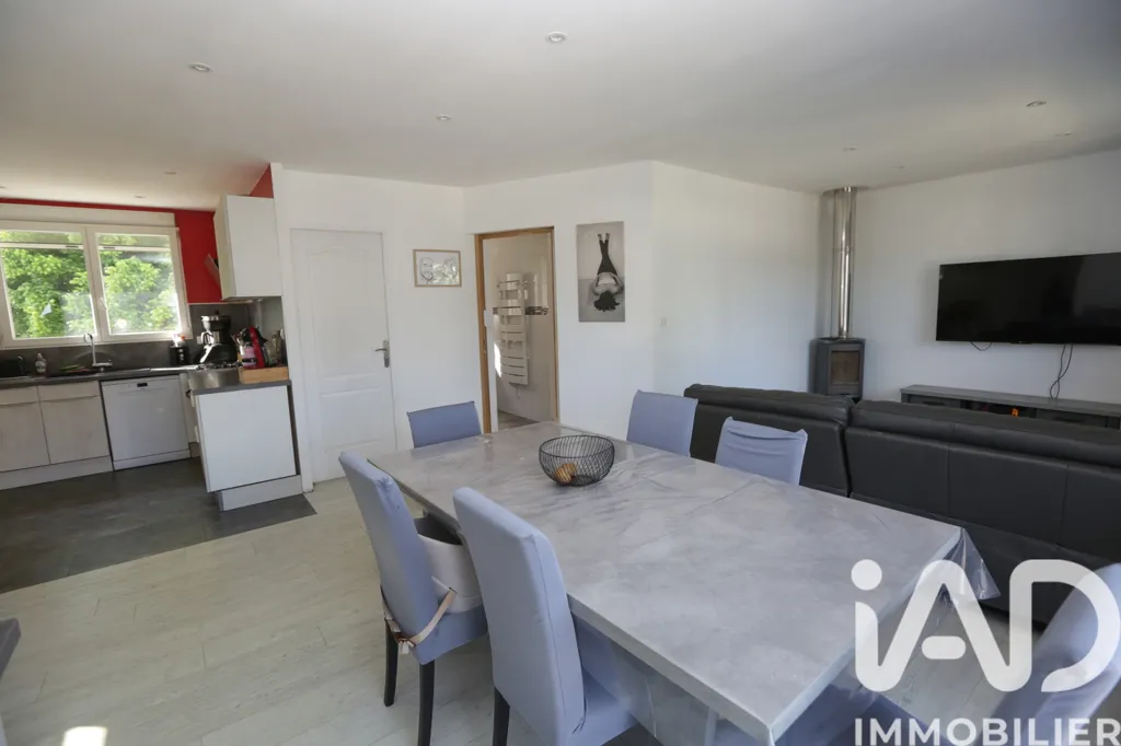 Salle à manger - Maison avec Terrasse et Jardin à Podensac