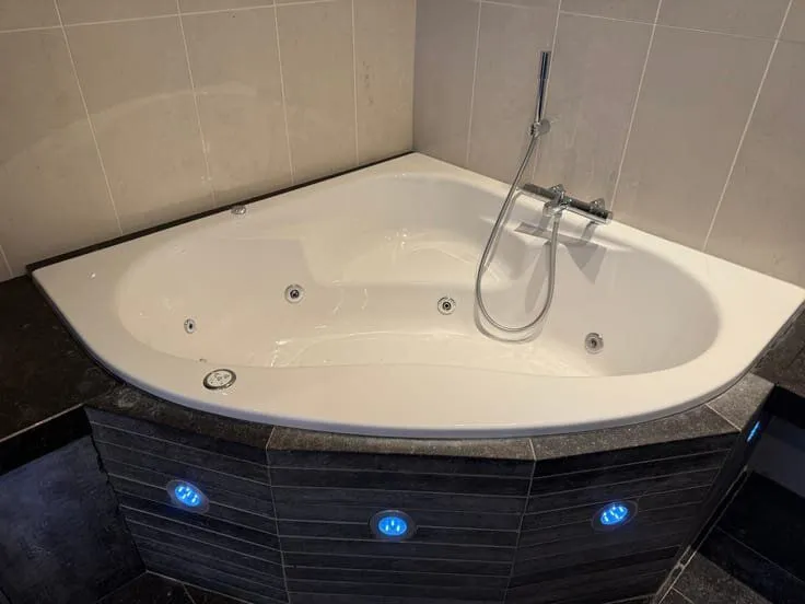Vannitoad - Furnished Ground Floor Flat with Garage in Hasselt