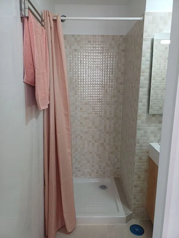 Salles de bain - Student Studio with Ascender in La Cuesta