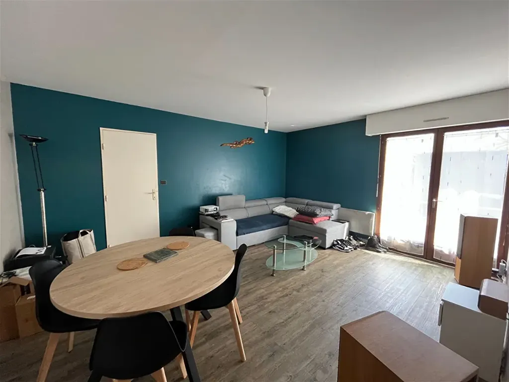 Salle à manger - Appartement 2 Pièces avec Parking à Poitiers