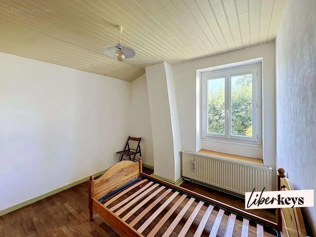 Camere da letto - House with Garden and Outbuilding in Ribérac