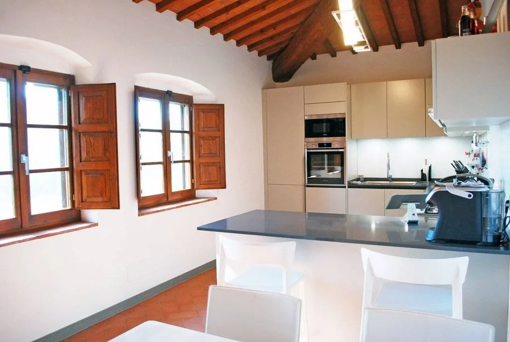 Cuisine - Luxury Villa with Panoramic Views in Pontassieve