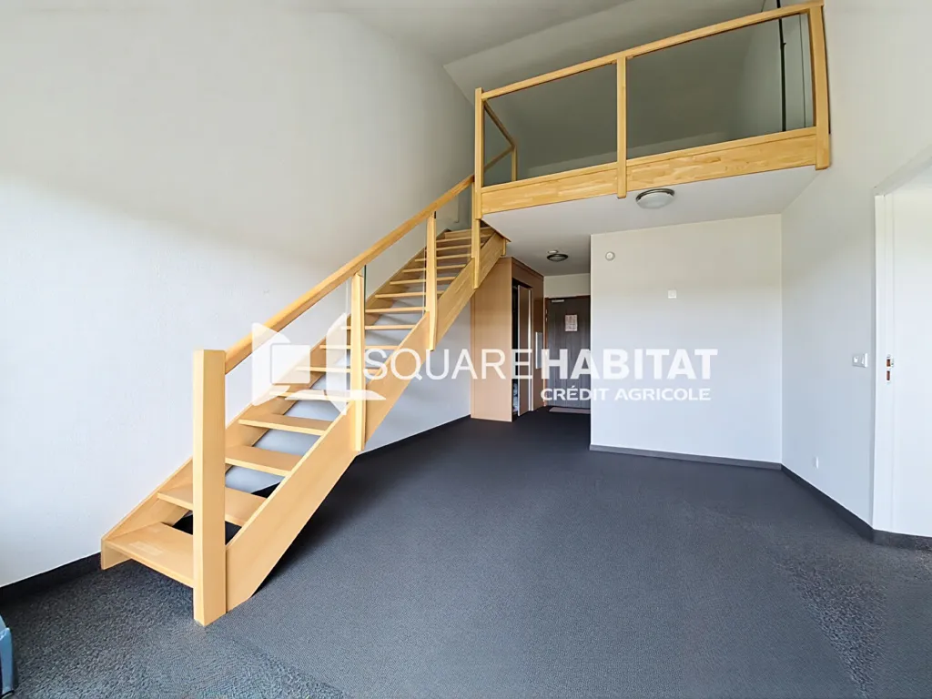 Rooms - Mezzanine Flat with Balcony in Guichen