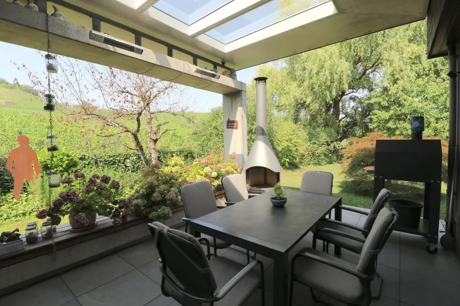 Terrace - Architectural House with Vineyard View in Wellenstein