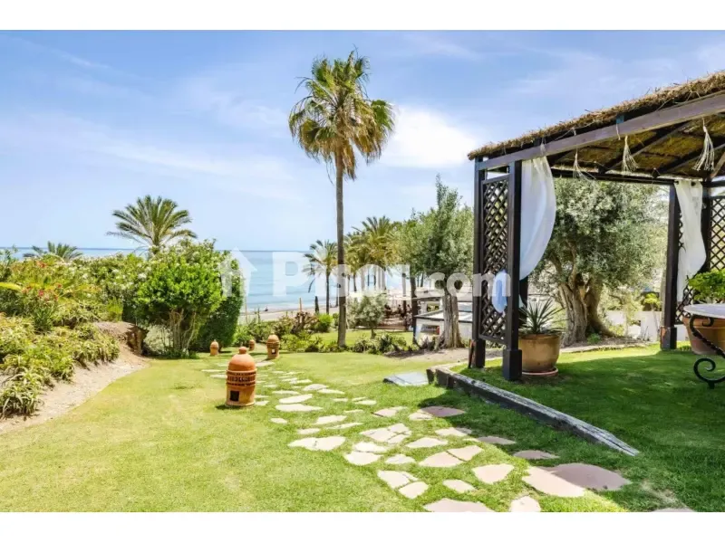Terrass - Luxury Apartment with Jacuzzi Terrace in Estepona