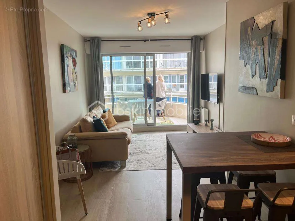 living_room