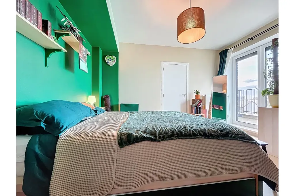 Chambres - Penthouse avec Terrasse Panoramique à Evere