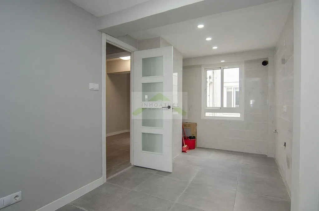hallway_entrance