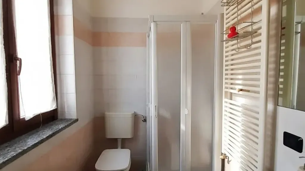 Salles de bain - Restored Apartment with Garden in Legnano