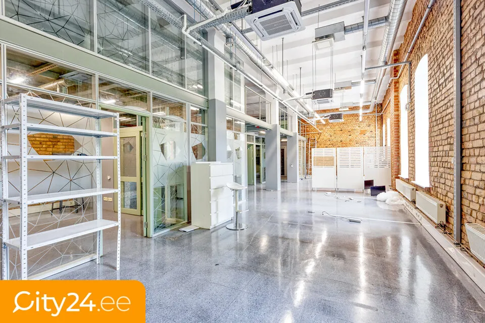 Stanze - Office Building with Modern Lifts in Teika