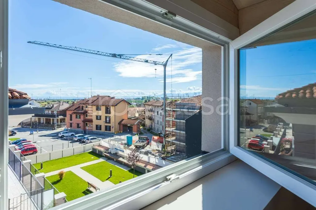Balcon - Mansard Apartment with Lift in Busca